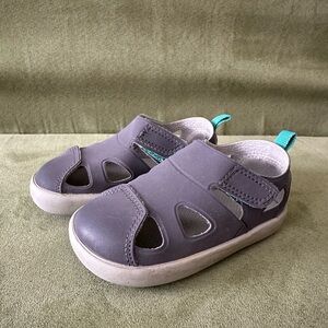 Ten little sandals 6.5